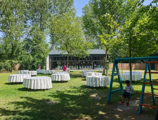 Farklı Bahçe